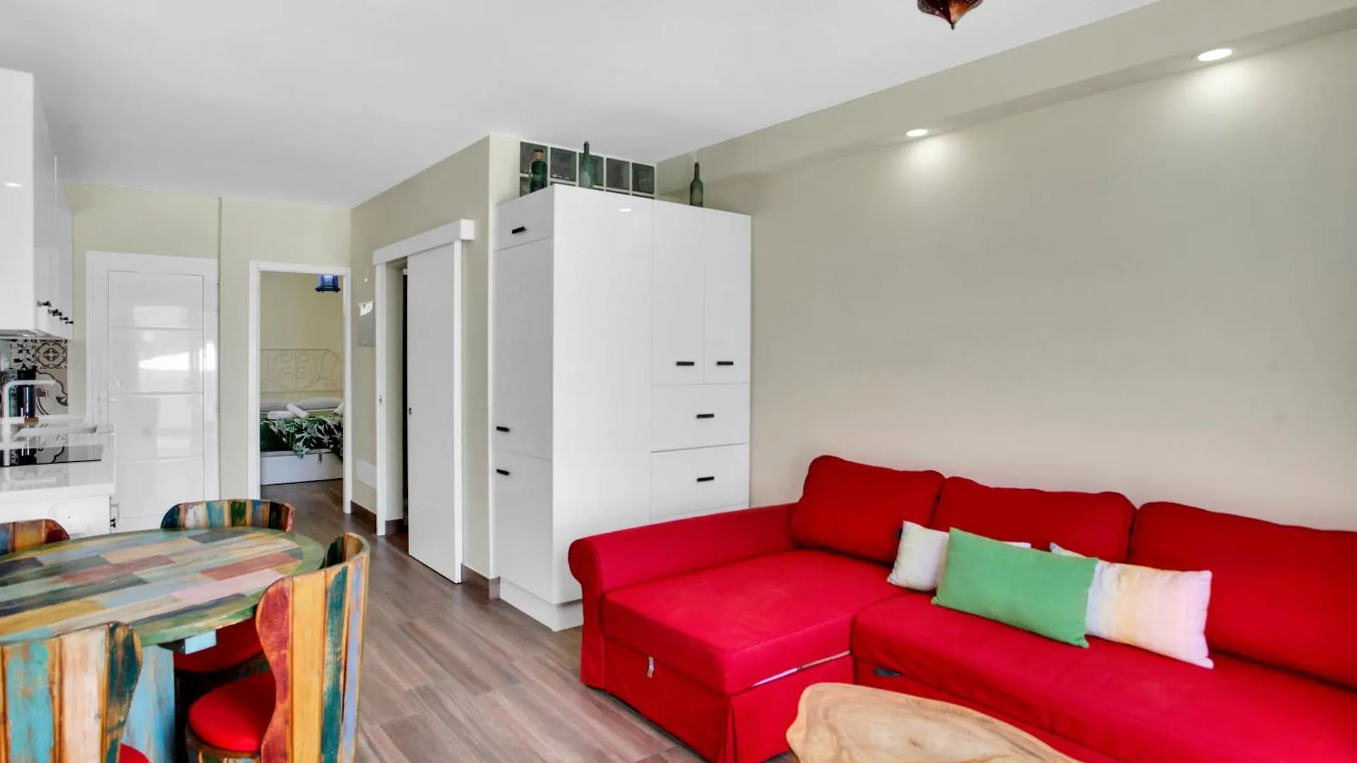 Apartament Casa Del Sol, Beautiful Terrace, Fast Wi-Fi, Pool Costa Adeje   Costa Adeje (Tenerife)